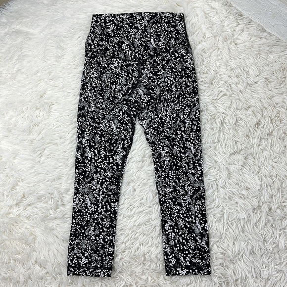 Lululemon Align Crop *21" Chirasu Black - Picture 5 of 6